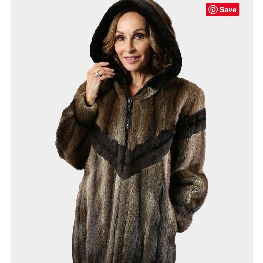 Woman's Natural Muskrat Fur Parka with Sheared
Muskrat Design